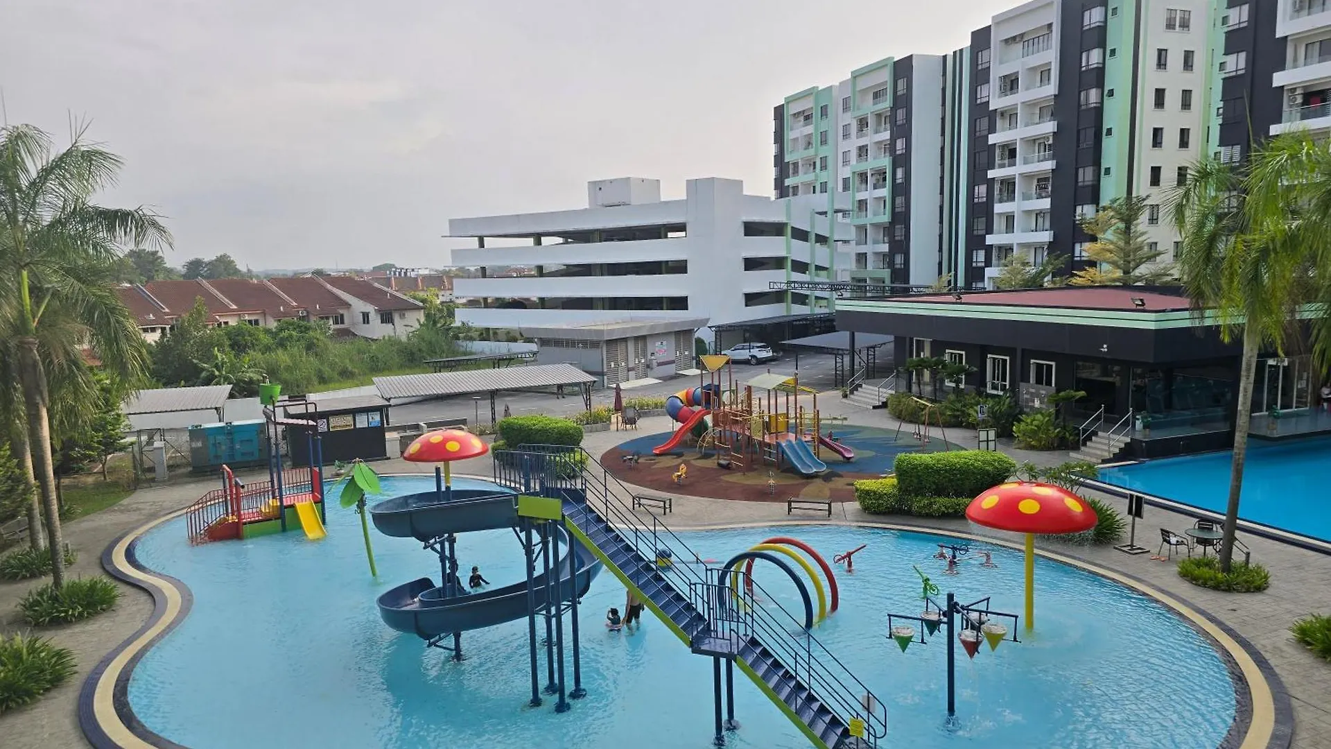 Apartamento Manhattan Condomium Water Park Land @ Ipoh