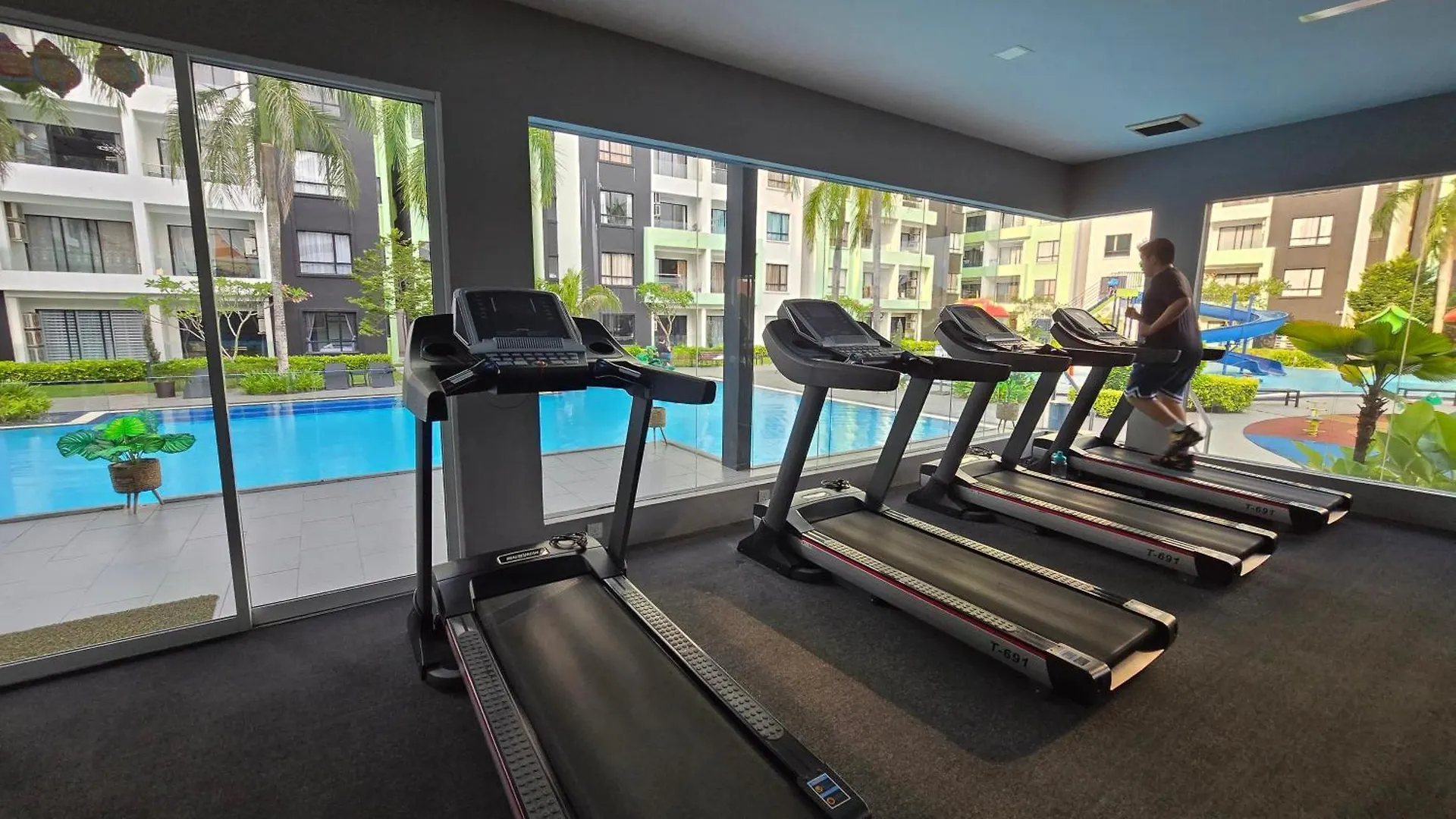 Apartamento Manhattan Condomium Water Park Land @ Ipoh