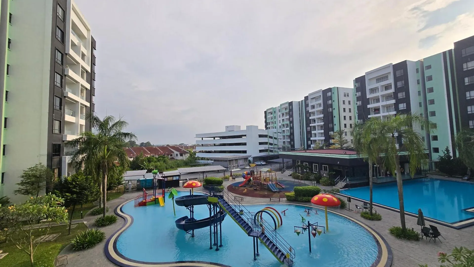 Apartamento Manhattan Condomium Water Park Land @ Ipoh